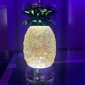 Bath & Body Works Pineapple Glow Candle Holder